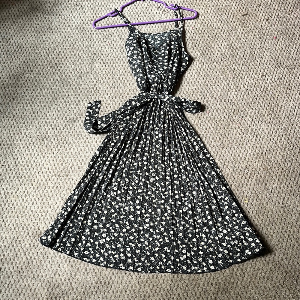 Floral Black Pleated Dress